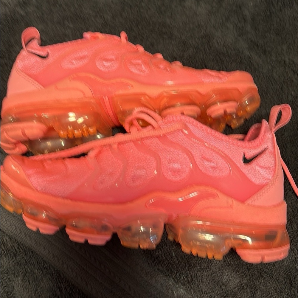 Nike Air VaporMax Plus-Bubblegum Pink